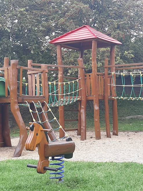 Obnova nátěru dětského hřiště
